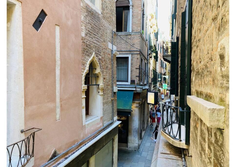 Sweet Time Venice, Luxury San Marco Frezzaria Apt! Exterior foto